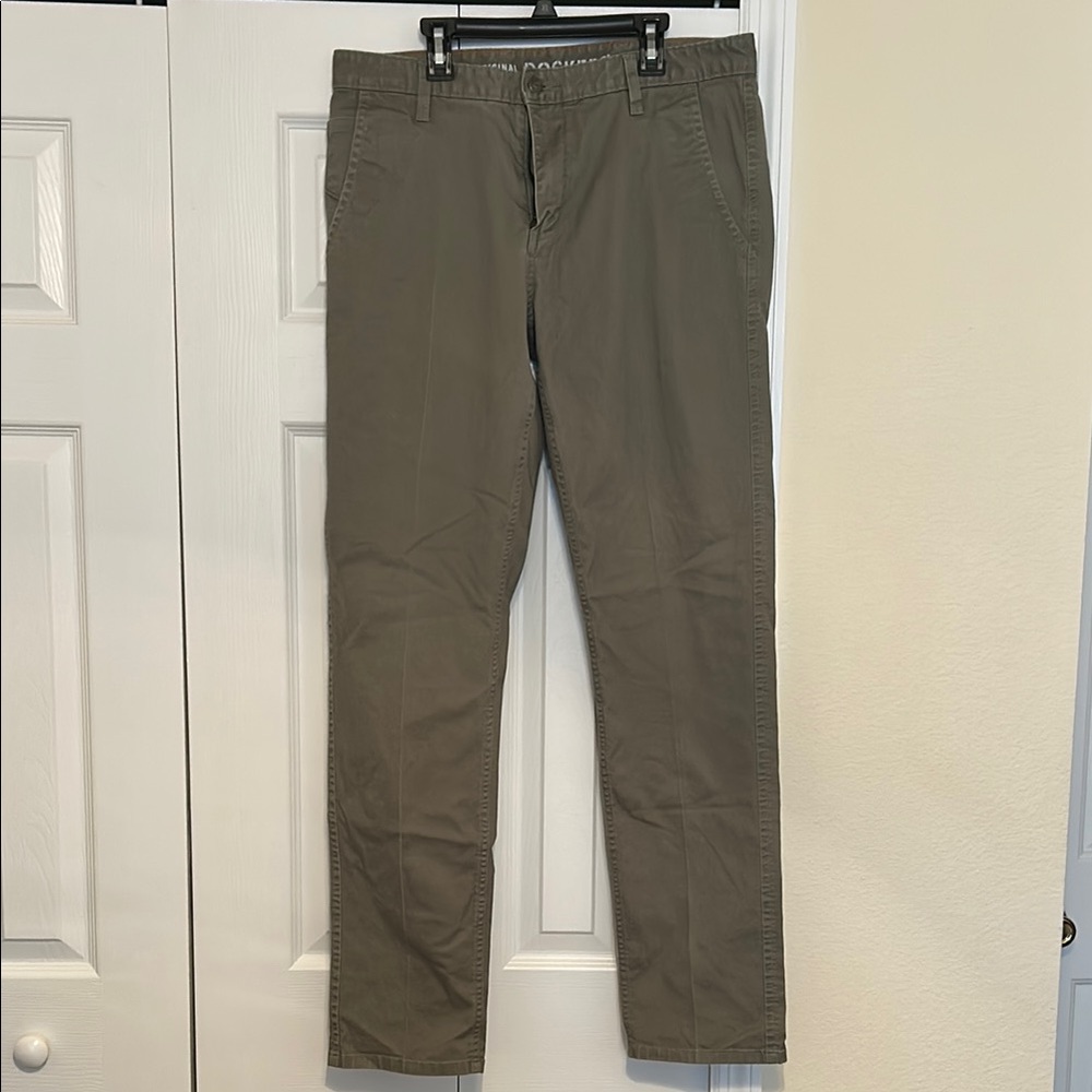 Dockers Green Chinos Classic Fit